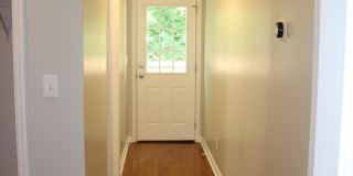 211 Martin Road Gallery 20