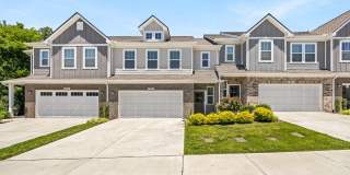 4BR Townhome in the Heart of Franklin Gallery 1