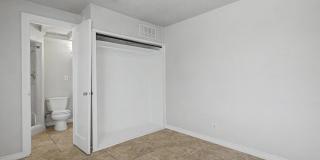 2 Bedroom 1 Bathroom Gallery 18