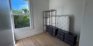 4 Bed / 2 Bath University Area Apartment Gallery 11