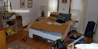 Nice 3 bed in oak square Gallery 8