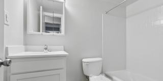 The Apartments at Elmwood Terrace Gallery 21