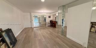 8895 Fontainebleau Blvd Gallery 4