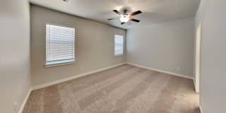 Beautiful 3 Bedroom, 2 Bathroom Home on a 2.14 Acre Corner Lot! Gallery 17