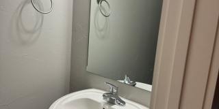 1/2 off first month! 3 bedroom, 2.5 bathroom, 1 car garage Gallery 13