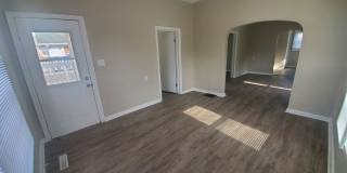 Updated 3 Bedroom, 1 Bathroom Home! Gallery 4