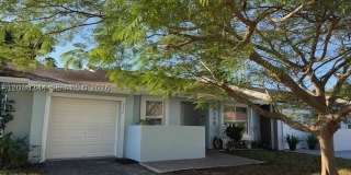 5534 Lakewood Cir S 5534 Lakewood Cir S Gallery 1