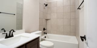 812 Woodview Court Gallery 28