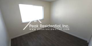 Spacious 2bd/1ba Sacramento Fourplex Gallery 13
