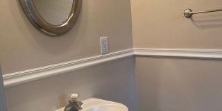 Beautiful Townhome in Ballantyne Gallery 37