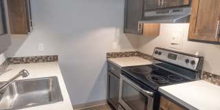 Uptown Lake Oswego Gallery 1