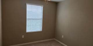 Beautiful 3 Bedroom Townhouse with AMENITIES GALORE- 18 MINS FROM DOWNTOWN TAMPA Gallery 26