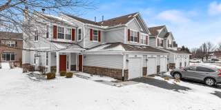 North Naperville Second Floor Two Bedroom Condo Gallery 1