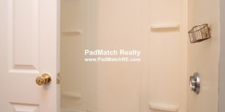 21 Linden St. Gallery 9