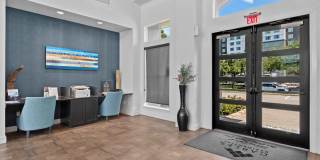 Gables Metropolitan Uptown Gallery 9