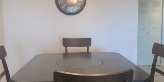 1 bedroom 1 bathroom furnished condo Gallery 8