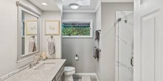 "Charming 2-Bed, 2-Bath Condo at 3 Shelter Cove Lane, Hilton Head Island - 1,140 Sq Ft of Coastal Comfort!" Gallery 21