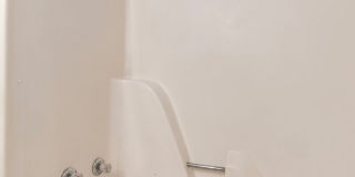 Located in the Village! Gallery 17