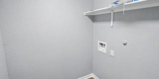 Modern 4-Bed Home with Open Layout in New Braunfels - Realtor Commission: $500 Gallery 37