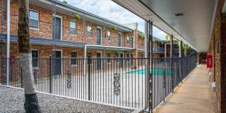 Cabana Courtyard Gallery 17