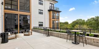The Fieldston of Fairway - 55+ Apartment Homes Gallery 28