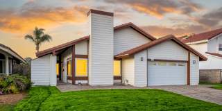 Beautifully Updated Huntington Beach 3 Bedroom / 2 Bathroom Home Gallery 1