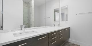 128 S Aberdeen Street Gallery 14