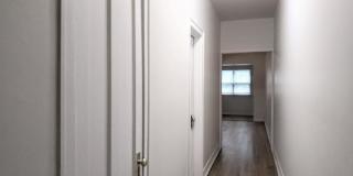 707 W. Cornelia Ave Gallery 4