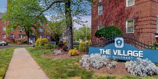 Hillcrest Village Apartments Gallery 18