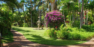 Spacious 2BR/2BA Condo with Garden View – Steps from the Ocean Gallery 19