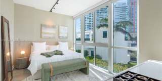 50 South Pointe Drive Gallery 13