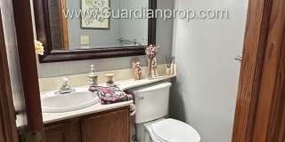 St Louis Park 2 Bedroom Town Home, Dishwasher, 1 Car Garage, Central Air, W/D Gallery 17