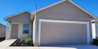 Beautiful 4-bedroom, 2 bathroom minutes from Texas A&M SA! Gallery 1