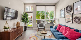 Station 324 Gallery 15