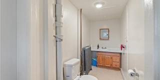 222 S Geneva St. Gallery 39