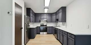 (55+) Newly Renovated 2br Condo in the Heather Gardens Community Gallery 10
