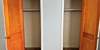 Conveniently located 2 Bed 1 Bath in Faith Village! Gallery 13