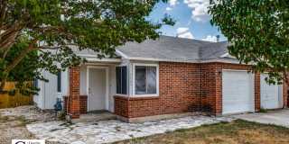 Updated 3-Bedroom Round Rock Duplex | Stainless Appliances + Private Fenced Yard! Gallery 1