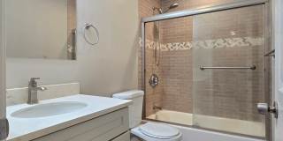 Remodeled Townhome in Beautiful Complex, A/C, Pool, Tennis Courts, Patio, Great Location! Gallery 10
