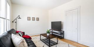 3Bdrm w/ Den  **FREE JULY RENT Gallery 6
