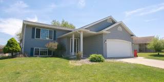 Fantastic NW Rochester home with great updates! Fantastic NW Rochester home with great updates! Gallery 1