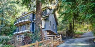 3Bd/3.5Ba Kirkland House Gallery 1