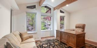 Beautiful Home with Lakeview in a Gated Community! - Just reduced!! Gallery 19