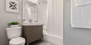 Wave Lakeview Gallery 7