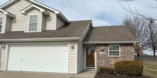 3 Bed | 2 Bath | 2 Car Duplex in Grain Valley Gallery 1