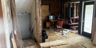 FOR SALE - Large 3 bedroom Gallery 11