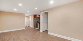 Location!! Updated 1 bedroom Gem on Pearl St. in Govenor's Park! Gallery 4