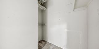 8511 BARRINGTON Court Gallery 24