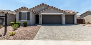 Beautiful move-in ready home in Goodyear! Gallery 1