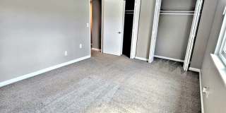 Avalon Cove Townhomes Gallery 68